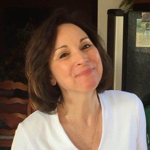 Meet your Posher, Michele